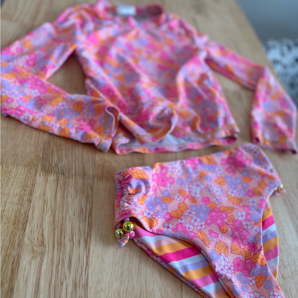 🚨SOLD🚨Nicole Miller Pink and Orange Floral Kids Swim Rashguard Set